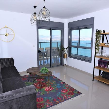 Aristone Luxury Apartment Tiberias Exteriör bild
